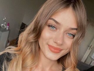 IlonaBurret's Chaturbate live cam girls Profile Image